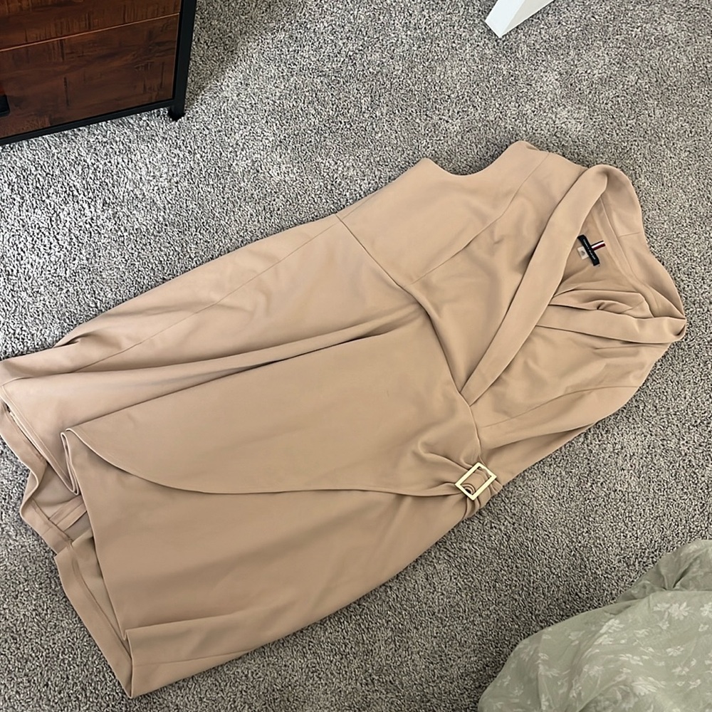 Tommy Hilfiger Tan Buckle belt Dress